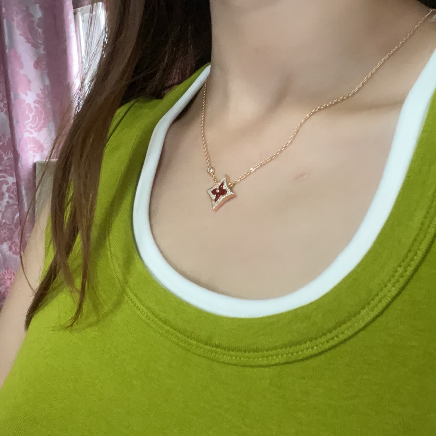 Louis Vuitton Luxury Gold and Diamond Pendant Necklace